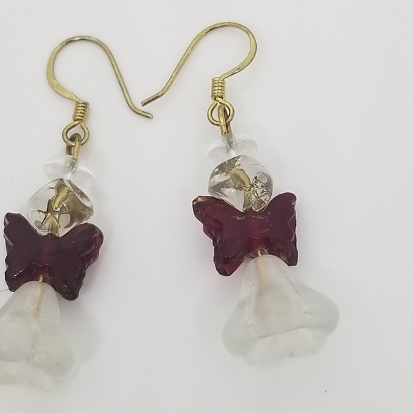 VINTAGE FROSTED GLASS & RED GLASS BEADED ANGEL DROP HOOK EARRINGS - Picture 4 of 4